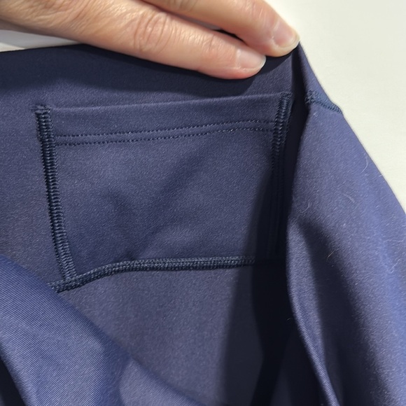 FABLETICS Navy Blue High-Waisted Legging Medium NWT - Picture 8 of 9